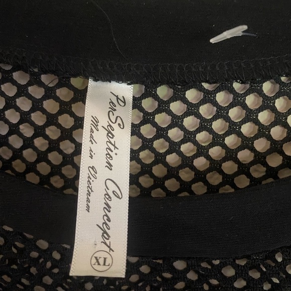 Black Mesh Sheer Knit Top Silver Grommet Sleeve Details NWT Edgy Goth Size Large - Picture 4 of 10